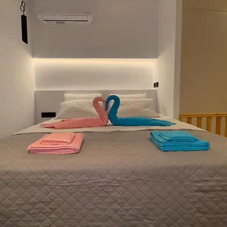 펜션 Mm Little Maisonette Corfu